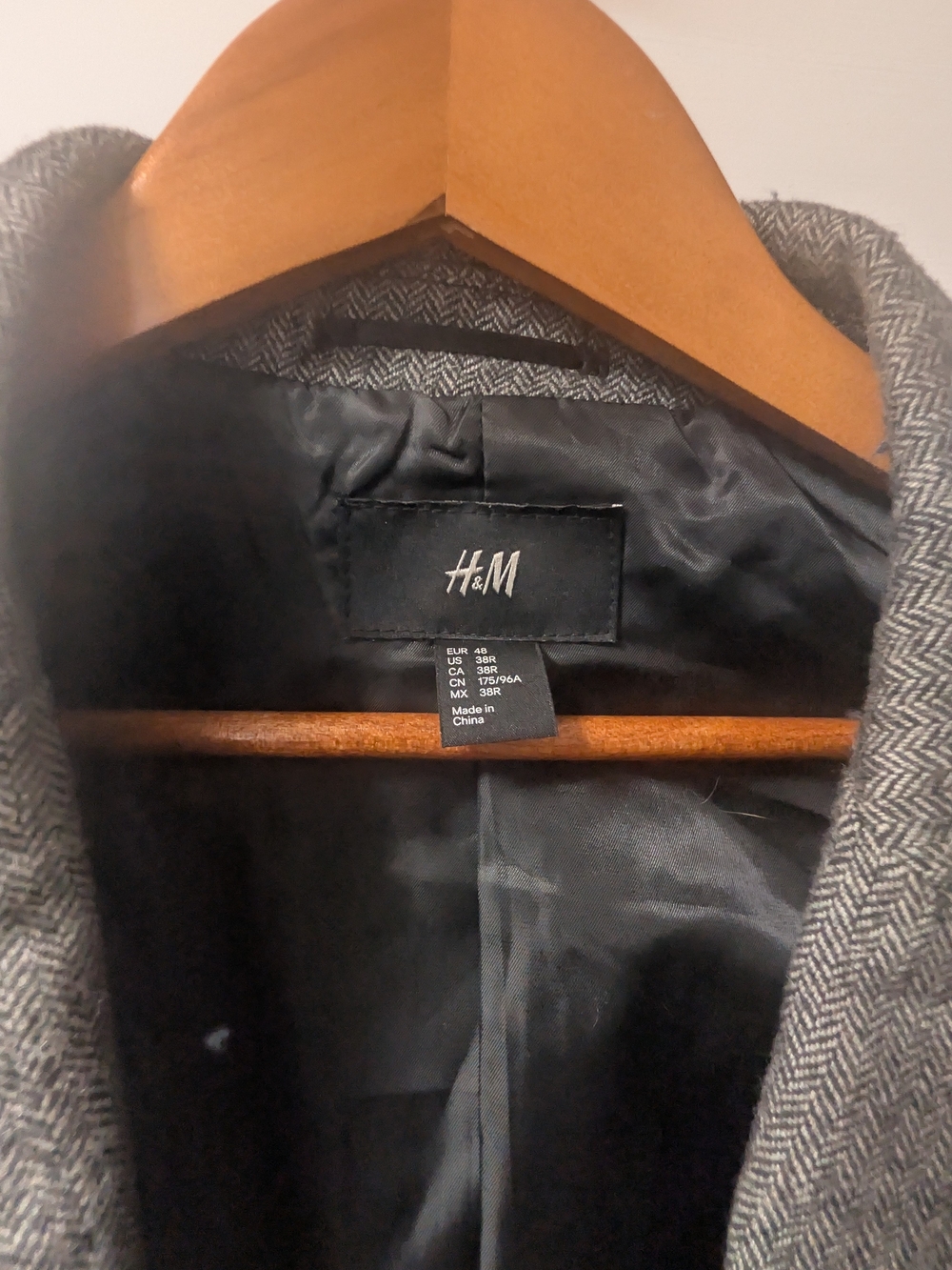 H&M Men's Gray Herringbone Sport Coat